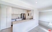 Photo - 635 Westminster Ave Condo Unit 1