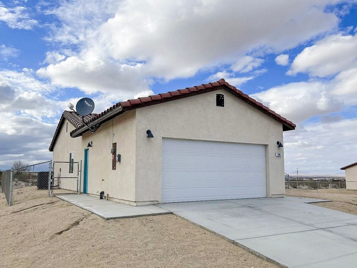29 Palms Home with Solar - 29 Palms Home with Solar