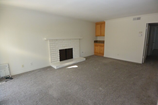 Photo - 1315 Palm Ave Unit A