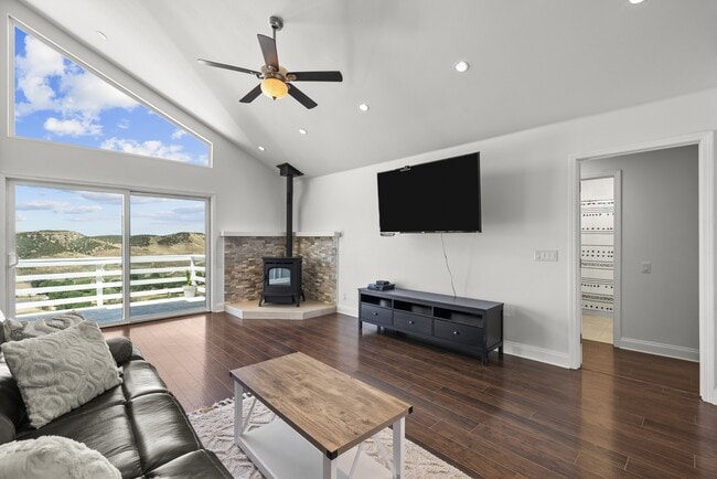 Photo - 14625 Flintstone Dr