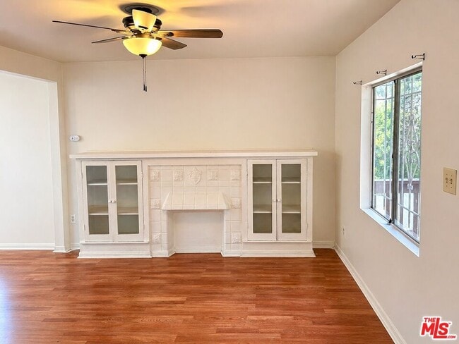 Photo - 5966 Benner St