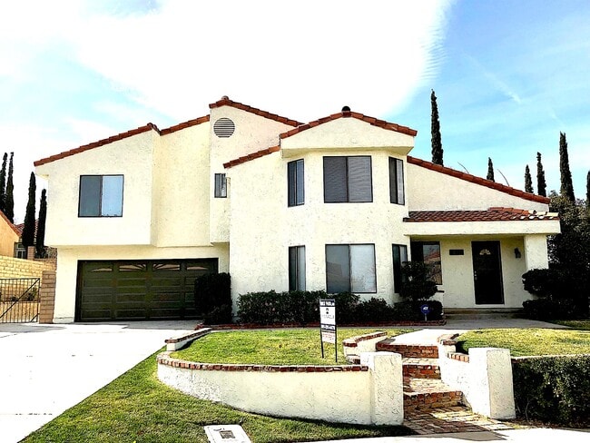 Building Photo - 38343 5th Pl W