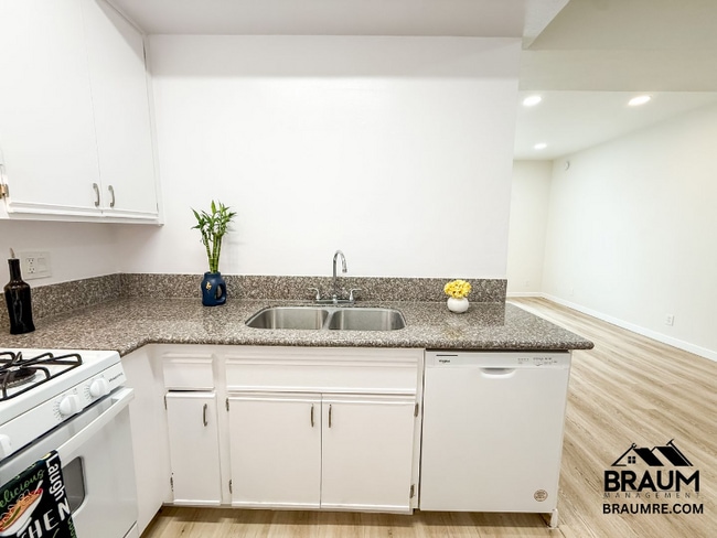 Photo - 11459 Collins St Unit 216