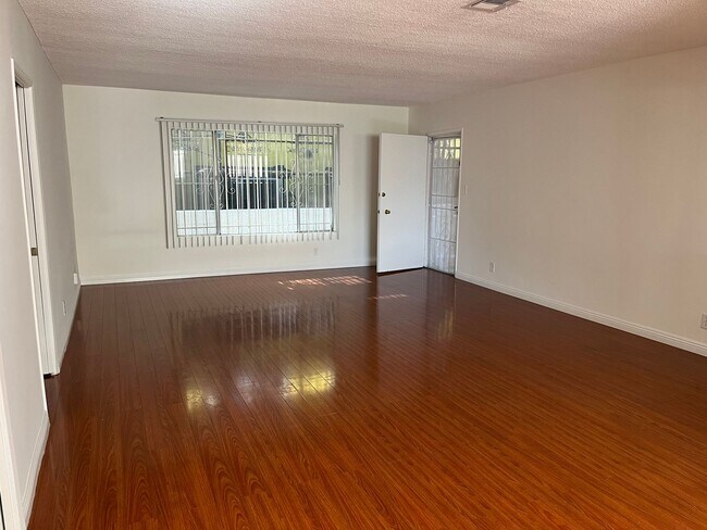 Photo - 1065 S Holt Ave Unit 2