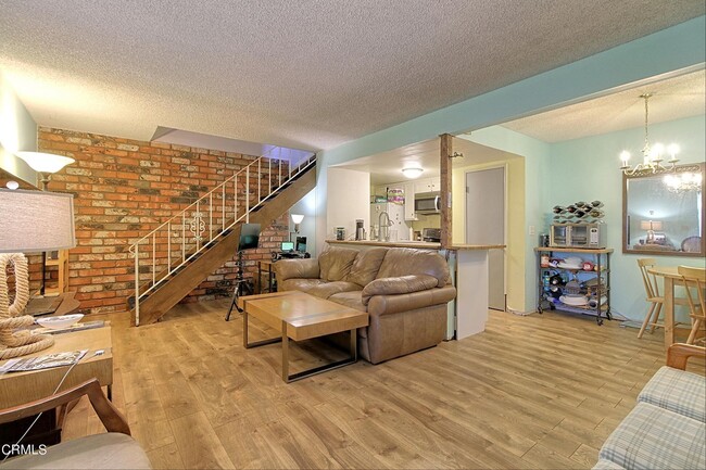 Photo - Lovely 2 bedroom condominium townhouse