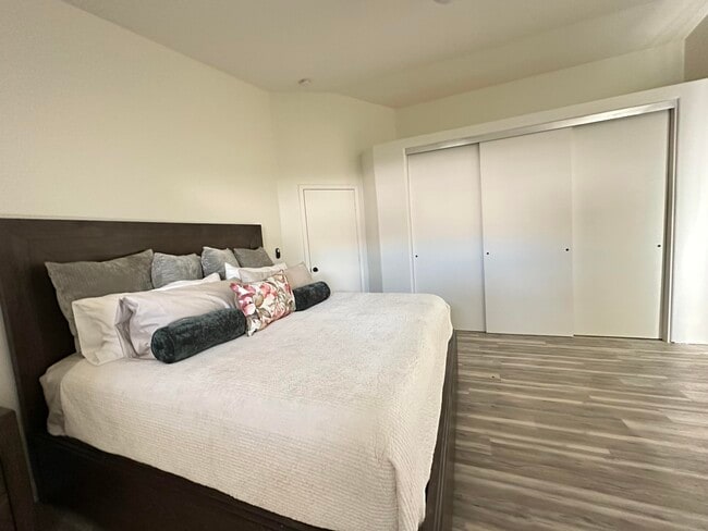 Photo - 54445 Avenida Alvarado