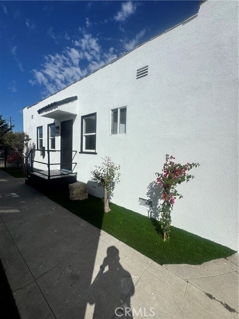 Photo - 1018 E 79th St