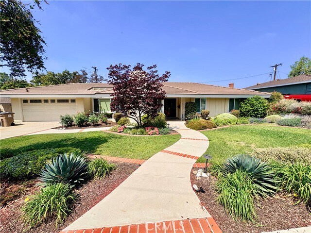Photo - 1755 Longwood Ave