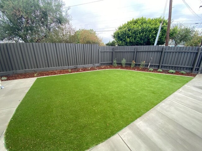 Photo - 4BD/2BA, Great Outdoor Space!