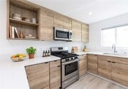 Photo - 5022 Pickford St