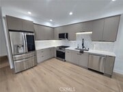 Photo - 8613 Oakdale Ave