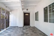 Photo - 328 S Sycamore Ave House