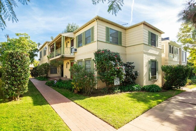 Exterior - 1290 Devon Ave Unit 1290