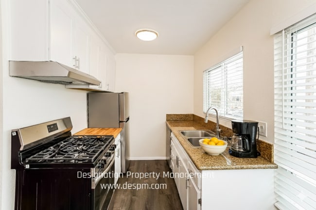 Photo - 3220 Casitas Ave Unit B