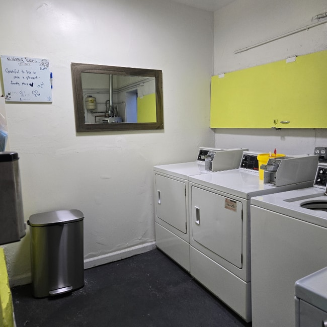 Photo - 829 N Formosa Ave Unit 1