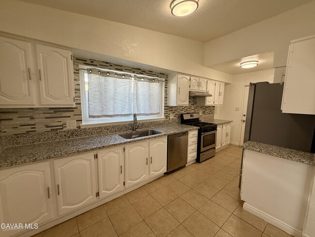 Photo - 1016 W Ave J14