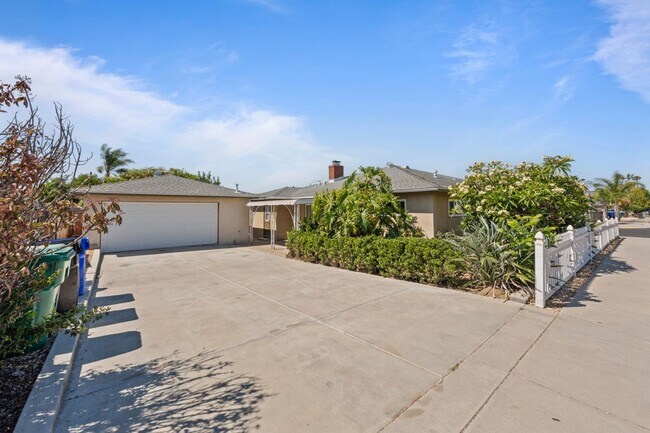 Photo - 4910 Gary St