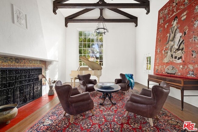 Photo - 311 Amalfi Dr