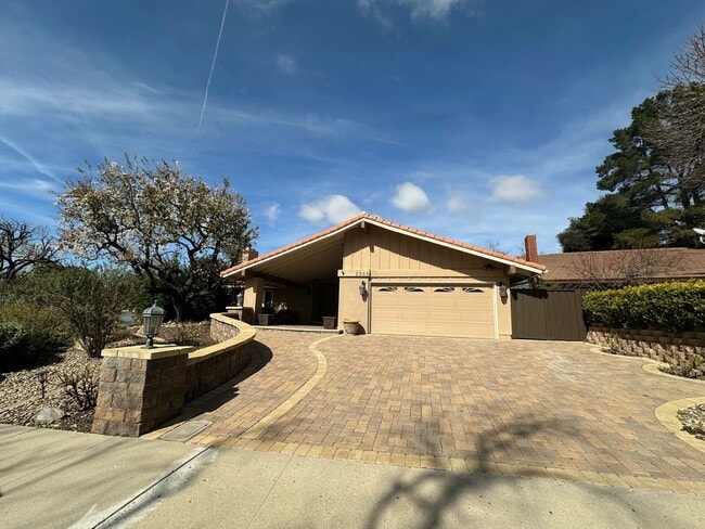 Stunning 4+2 Pool Home Home In Westlake Hi... - Stunning 4+2 Pool Home Home In Westlake Hi...