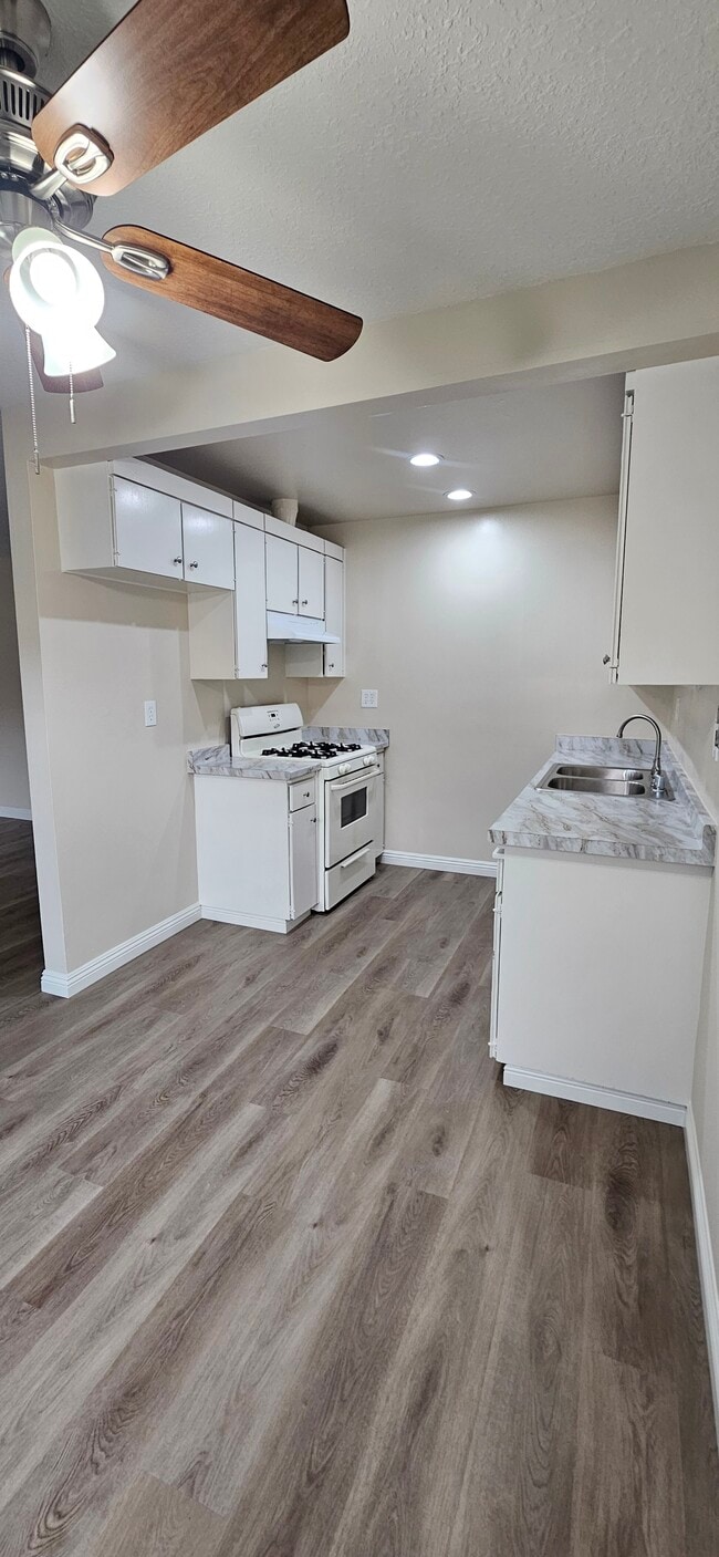 Photo - Puerta Madera