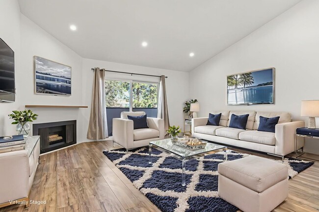 Photo - 5500 Lindley Ave