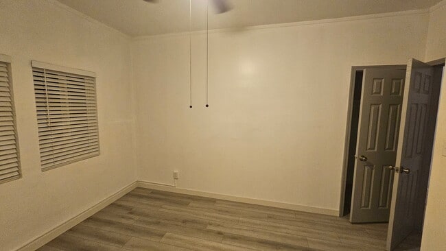 Photo - 1219 1/2 W 62nd St Unit 1219 1/2 upper