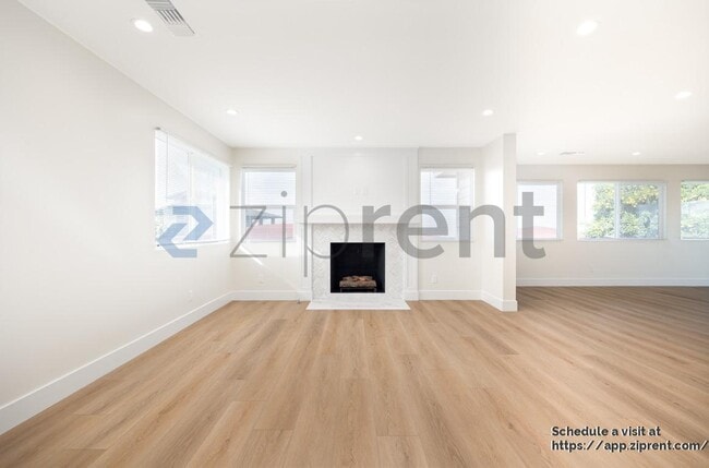 Photo - 5002 Plainview Rd