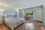 Photo - 434 S Canon Dr Apartment Unit Beverly Hills 3bdr 2bath