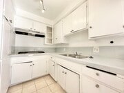 Photo - 322 S Commonwealth Ave Apartment Unit 9
