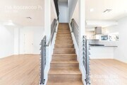 Photo - 756 N Ridgewood Pl Townhome