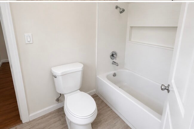 Photo - 1034 Ronan Ave