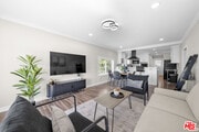 Photo - 1520 Helen Dr House