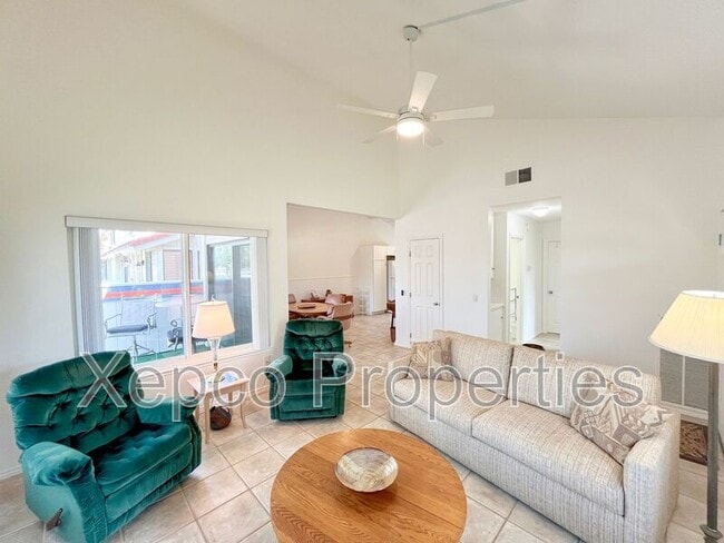 Photo - 2010 Lawrence Crossley Rd Condo Unit 8