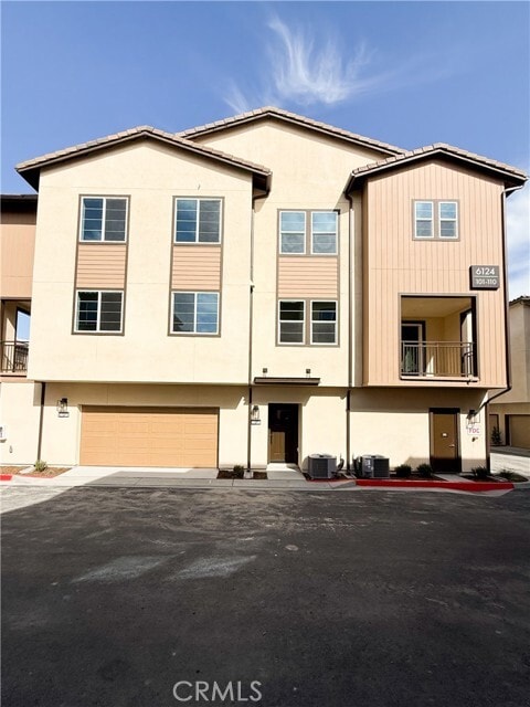 Photo - 6214 Victoria Wy Townhome