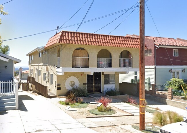 Photo - 623 N Juanita Ave Unit 3