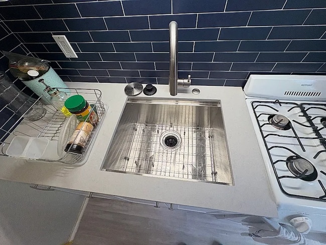 Photo - 700 Westmont Rd