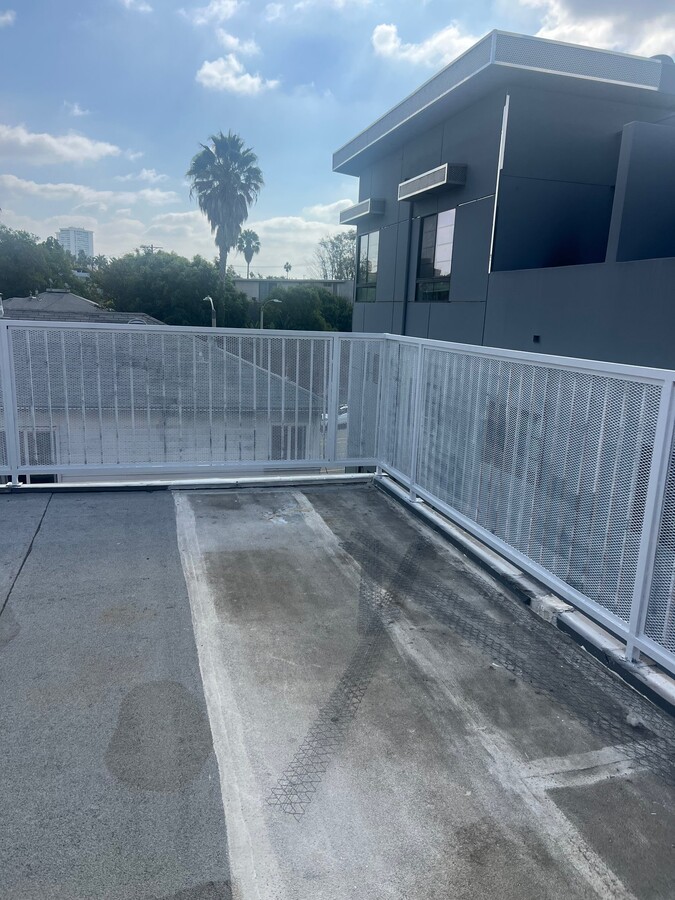 Photo - 2125-2129 S Beverly Glen Blvd Unit 2129 1/4