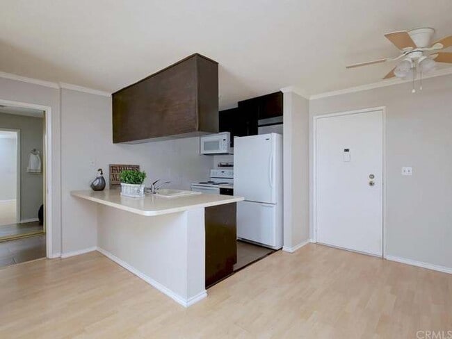 Photo - 5585 E Pacific Coast Hwy Unit 145