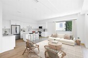 Photo - 4827 Oakwood Ave
