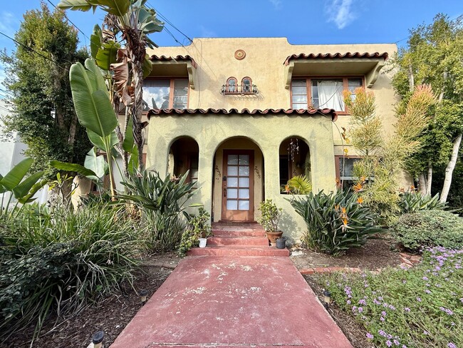 Photo - Cozy and Charming South Park One Bedroom Apartment Home! Unit 2036 29th St