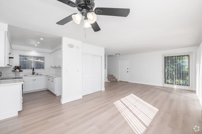 Interior Photo - Peninsula Villas