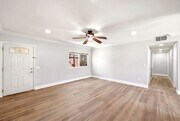 Photo - 1000 S Mollison Ave Unit 3