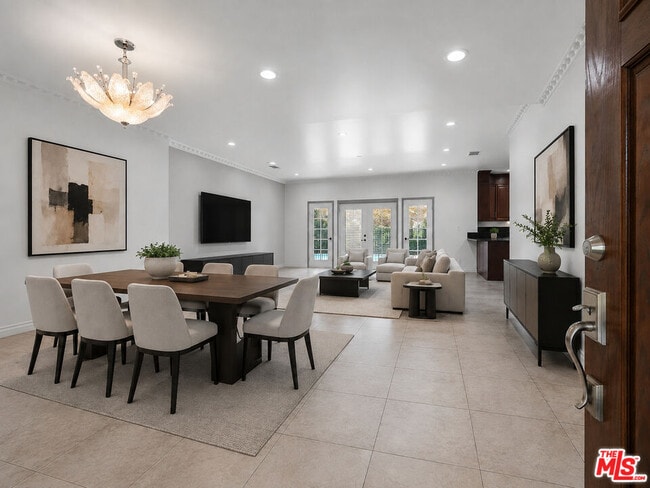 Photo - 17434 Emelita St