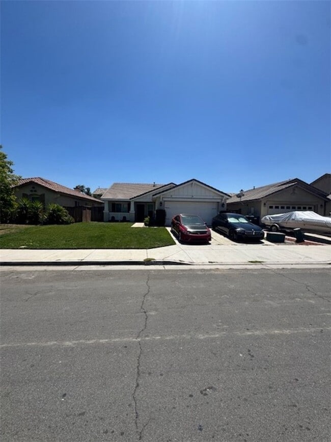 Building Photo - 1517 Marigold Dr Rental