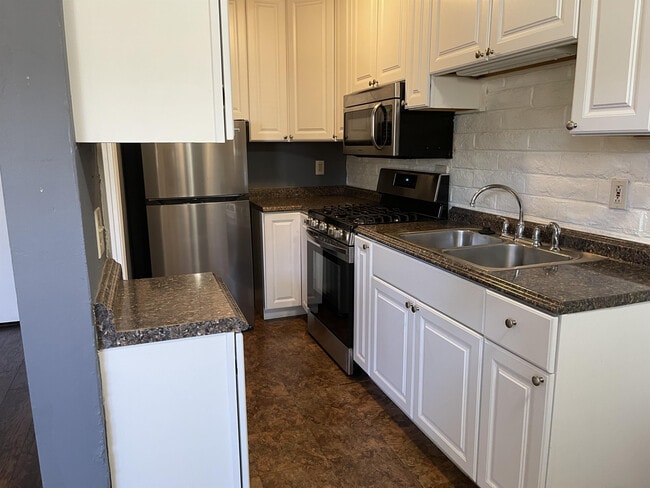 Photo - 5931 Howell Dr