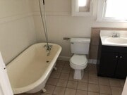 Photo - 418 Thorn St Apartment Unit 418