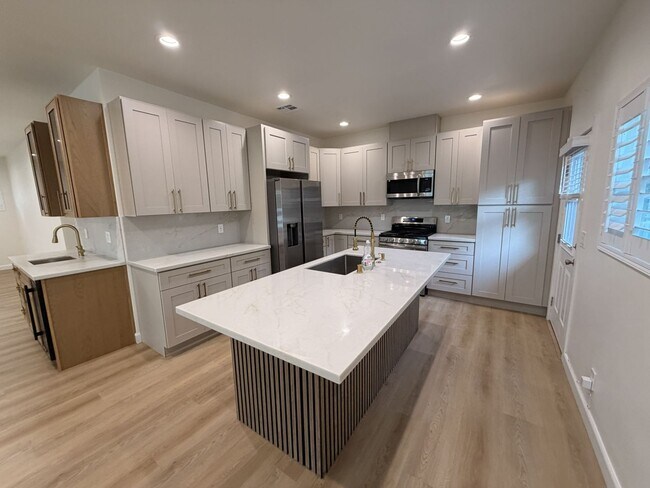 Photo - 2947 Dalton Ave Unit 2947