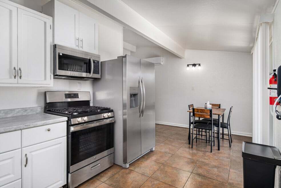 3D Tour - 45426 10th St W House