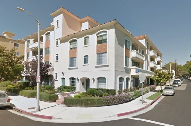 Photo - 1430 Colby Ave