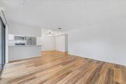 Photo - 144 N Michigan Ave Unit 06
